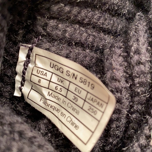 Ugg Classic Cardi knit sweater boots in black 8 - Picture 5 of 10